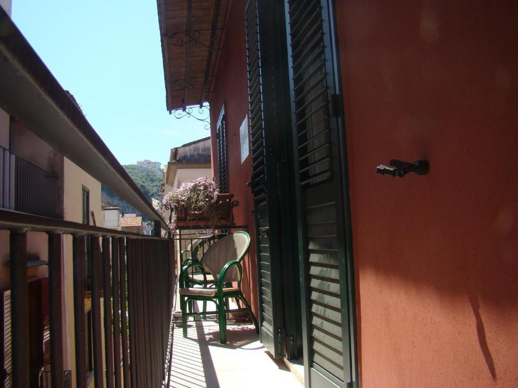 Sorrento Inn Guesthouse Exteriör bild